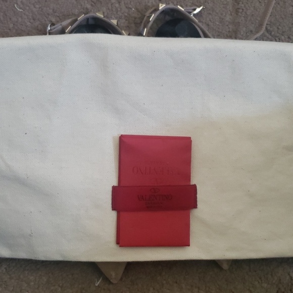 Valentino Rockstud 4" Pump Black/Beige size 36.5 - Picture 5 of 6